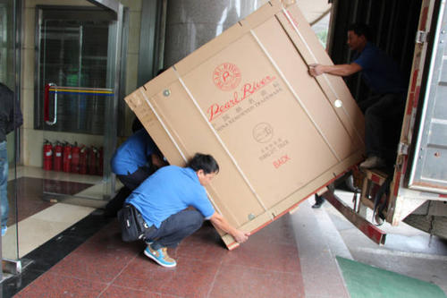 沙湖原种场钢琴贵重工艺品无忧运